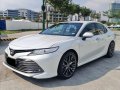 Selling Pearl White Toyota Camry 2019 in Pasig-4