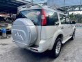 White Ford Everest 2013 for sale in Las Piñas-5