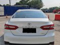 Selling Pearl White Toyota Camry 2019 in Pasig-7