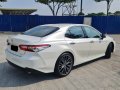 Selling Pearl White Toyota Camry 2019 in Pasig-8