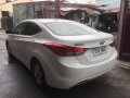 Selling White Hyundai Elantra 2012 in Quezon City-4