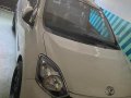 Selling White Toyota Wigo 2016 in Quezon City-9