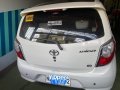 Selling White Toyota Wigo 2016 in Quezon City-8