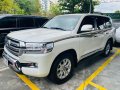 White Toyota Land Cruiser 2018 for sale in Automatic-8