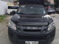 Sell Black 2017 Isuzu D-Max in Quezon City-3