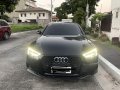 Selling Black Audi A4 2018 in Mandaluyong-7