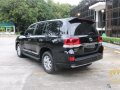 Selling Black Toyota Land Cruiser 2021 in Quezon-5