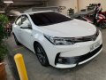 Pearl White Toyota Altis 2018 for sale in Pasig-0