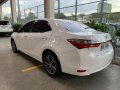 Pearl White Toyota Altis 2018 for sale in Pasig-3