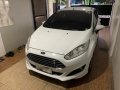 Selling White Ford Fiesta 2016 in Carmona-4