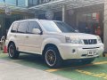 Selling White Nissan X-Trail 2010 in Manila-7