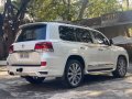 Selling Pearl White Toyota Land Cruiser 2019 in Manila-4