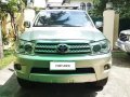 Silver Toyota Fortuner 2011 for sale in Taguig-1