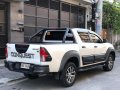 Selling White Toyota Hilux 2020 in Quezon-1