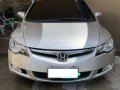 Selling Pearl White Honda Civic 2006 in Quezon-9