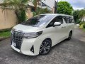 Selling Pearl White Toyota Alphard 2019 in Malabon-5