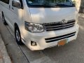 Pearl White Toyota Hiace Super Grandia 2013 for sale in Automatic-7