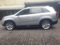 Silver Kia Sorento 2010 for sale in Automatic-1