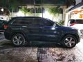 Grey Jeep Grand Cherokee 2014 for sale in Automatic-3