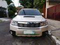 Pearl White Subaru Forester 2011 for sale in Automatic-9