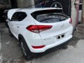 Selling White Hyundai Tucson 2016 in Manila-7