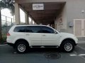 Selling Pearl White Mitsubishi Montero Sport 2011 in Pasig-5