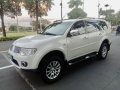 Selling Pearl White Mitsubishi Montero Sport 2011 in Pasig-9