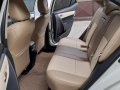 Selling Pearl White Toyota Corolla Altis 2015 in Angeles-6