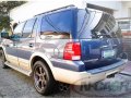 Blue Ford Expedition 2005 for sale in Manila-1