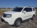 Selling White Honda Pilot 2013 in Malolos-8