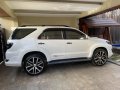 Selling White Toyota Fortuner 2013 in Parañaque-7