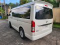 Selling Pearl White Toyota Hiace Super Grandia 2018 in Malabon-5