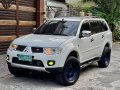 Selling Pearl White Mitsubishi Montero 2013 in Parañaque-9