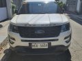 White Ford Explorer 2016 for sale in Makati-4