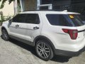 White Ford Explorer 2016 for sale in Makati-1