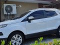 White Ford Ecosport 2016 for sale in Automatic-7