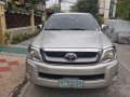 Selling Silver 2009 Toyota Hilux  in Pasig-6