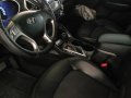 Grey Hyundai Tucson 2012 for sale in Pateros-6