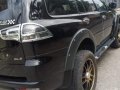 Selling Black Mitsubishi Montero 2010 in Manila-6