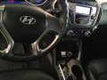 Grey Hyundai Tucson 2012 for sale in Pateros-5