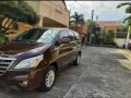 Selling Brown Toyota Innova 2014 in Pasig-6