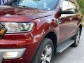 Red Ford Everest 2016 for sale in Automatic-5