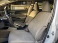 White Honda Civic 2012 for sale in Automatic-4