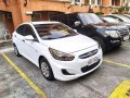 White Hyundai Accent 2016 for sale in Manual-8