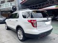 Selling White Ford Explorer 2013 in Bacoor-6