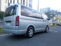 Selling Silver Toyota Hiace 2012 in Mandaluyong-1