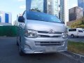 Selling Silver Toyota Hiace 2012 in Mandaluyong-2