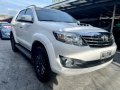 Selling White Toyota Fortuner 2015 in Las Piñas-7