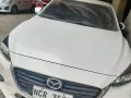 Selling Pearl White Mazda 3 2018 in Quezon City-1