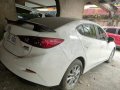 Selling Pearl White Mazda 3 2018 in Quezon City-0